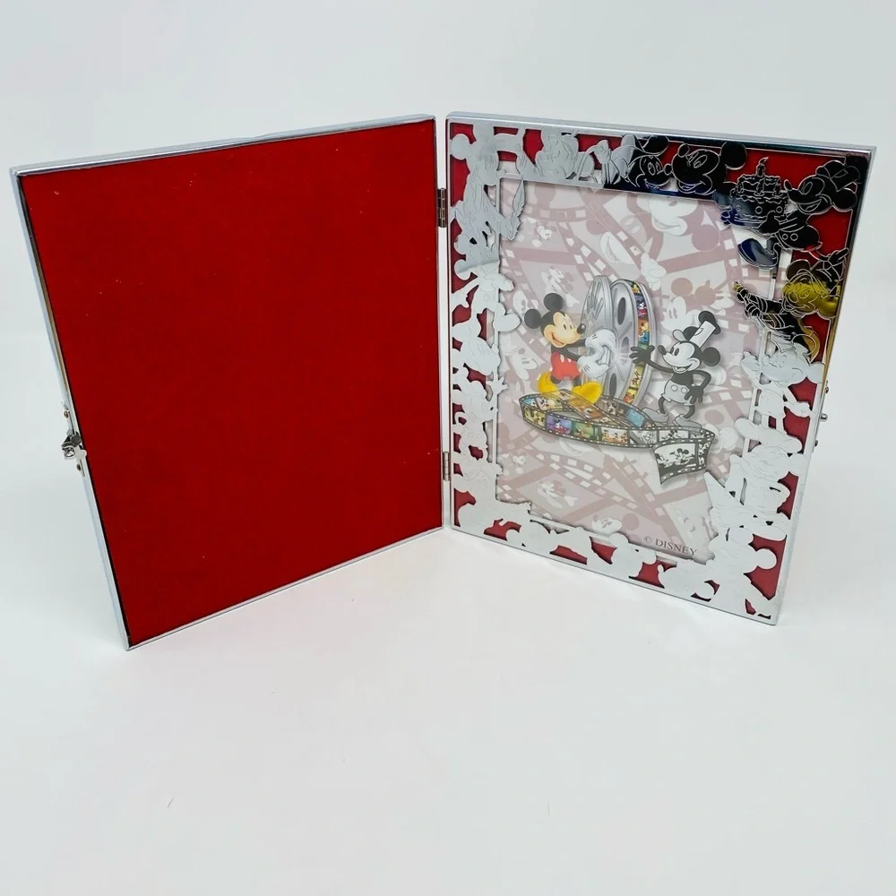 Cast Holiday Celebration 2002 Walt Disney World Picture Photo Frame